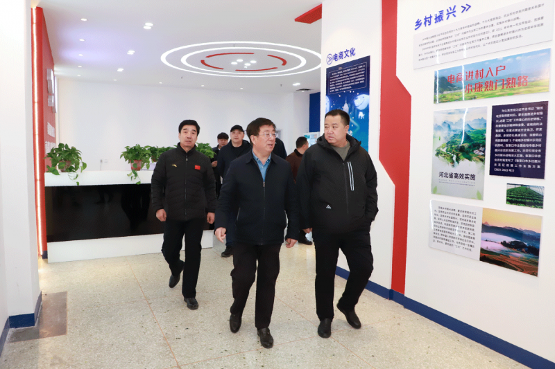 黨委書記馮印濤與張家口全季體育產業發展集團負責人座談