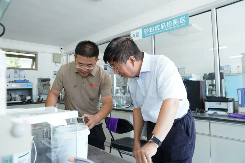 學院開展“堅守軍人本色 牢記育人使命”八一建軍節校企共建活動