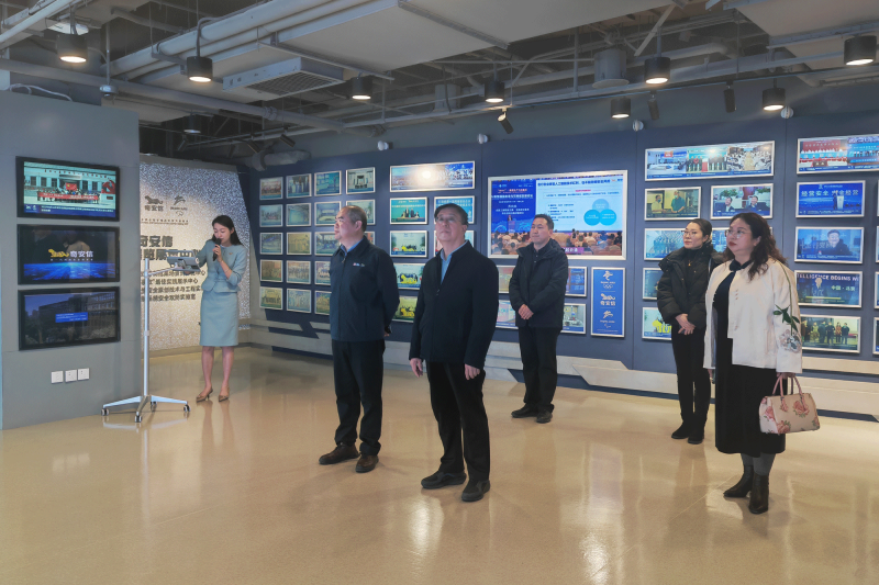 黨委書記馮印濤帶隊赴奇安信集團考察調研