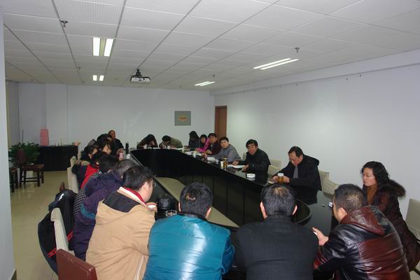 學院召開行政科室職工代表座談會