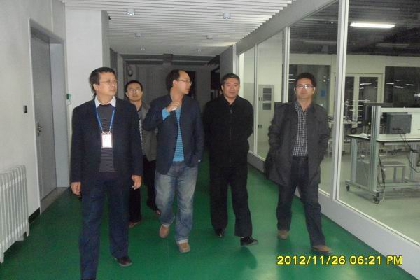 副院長陳懷勇赴頂崗實習企業(yè)參觀考察