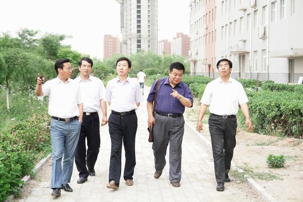 學院主要領導赴省內兄弟院?？疾鞂W習