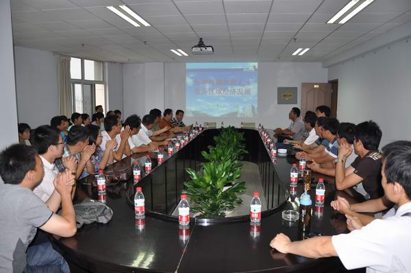 國(guó)家機(jī)械類專業(yè)骨干教師培訓(xùn)班來我院參觀訪問