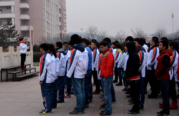 團委開展紀念“一二&#8226;九”運動79周年愛國主義教育活動