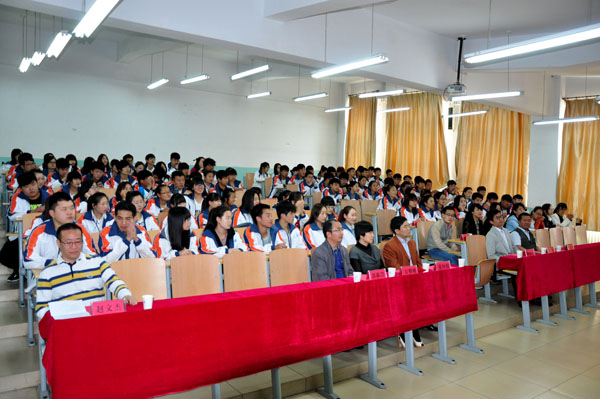 信息工程系舉行首屆“公寓文化節”啟動儀式