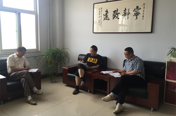 行政三黨支部“兩學一做”支部書記講黨課