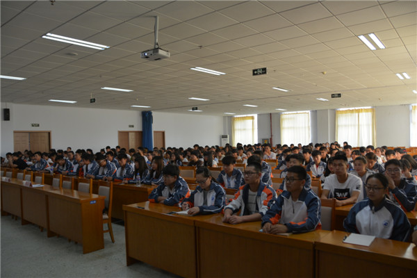 學院舉辦2016年青年團校培訓