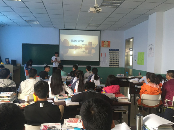 信息工程系舉辦“我的大學、我的青春”主題演講比賽