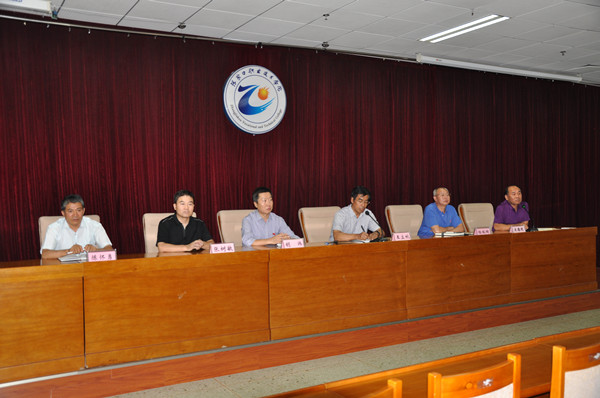 學院召開“創建美麗校園，環境整治月”動員大會