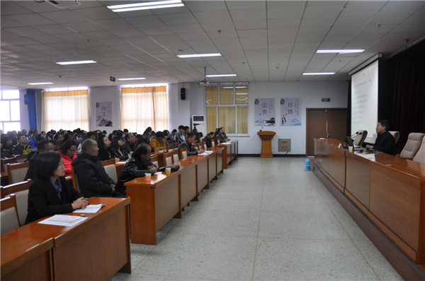 學院舉辦學習宣傳貫徹黨的十九大精神專題報告會