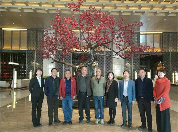 經濟管理系到我市優秀企業參觀考察