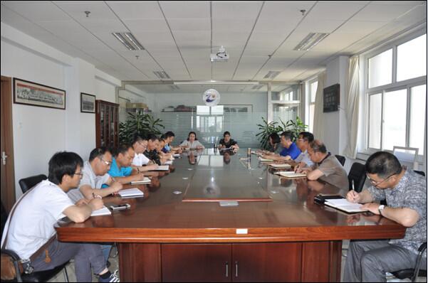 學(xué)院黨委中心組專題學(xué)習(xí)增強(qiáng)“四個意識”