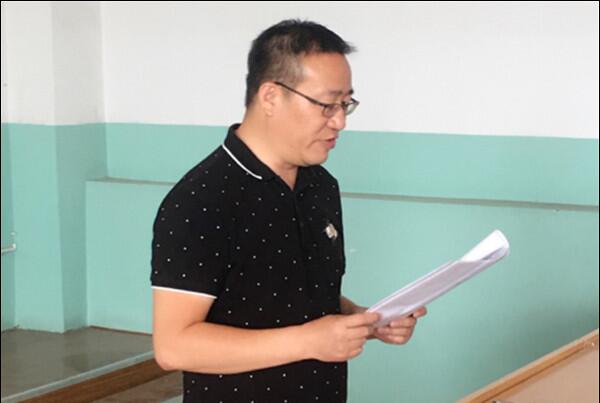 信息工程系召開(kāi)“微腐敗”專(zhuān)項(xiàng)整治專(zhuān)題生活會(huì)