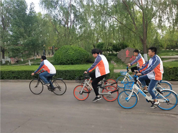 電氣工程系組織學(xué)生進(jìn)行環(huán)保騎行