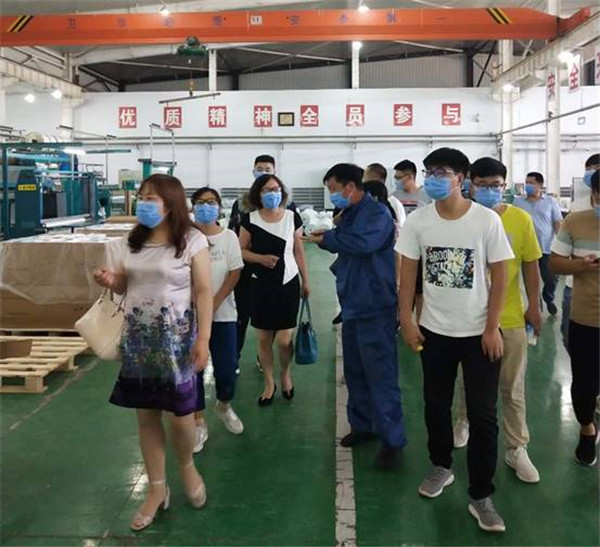 電氣工程系師生赴相關企業參觀學習