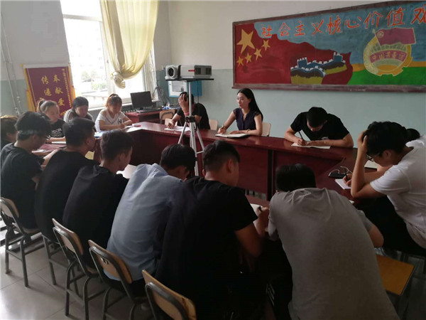 土木工程系團干部學習團十八大精神