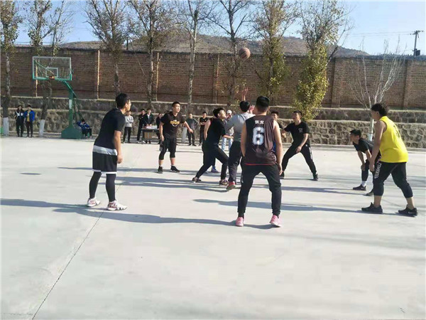 應用外語系宿舍文化節和新生籃球賽開幕