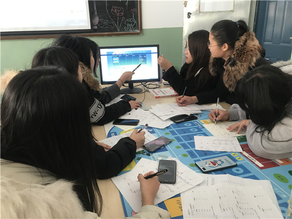 經(jīng)濟管理系開展電子ERP企業(yè)沙盤模擬實訓(xùn)