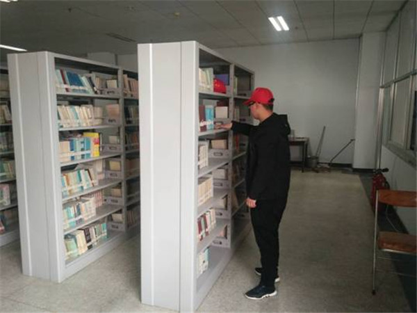 機(jī)械工程系開展“弘揚(yáng)雷鋒精神，展現(xiàn)新作為”志愿服務(wù)活動(dòng)