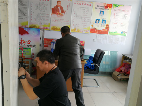 我院為駐村精準脫貧工作組提供后勤保障