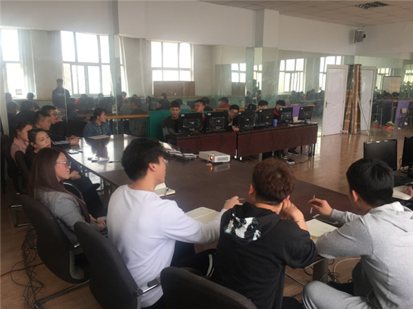 信息工程系召開2018春季新生見面會