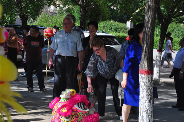 俄羅斯代表團(tuán)赴我院交流考察