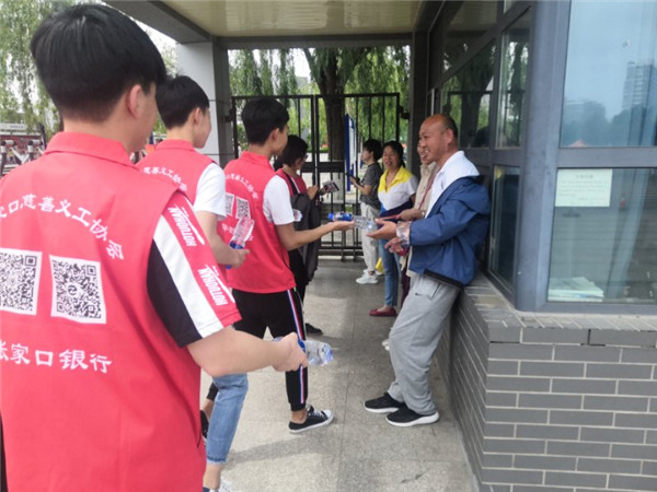 我院相關系部積極開展專業及社會志愿活動