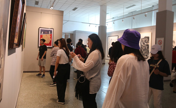 我院教師作品入圍第十三屆全國美術作品展覽張家口展區優秀作品展