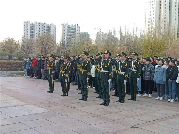 系部多彩活動 打造良好校園文化