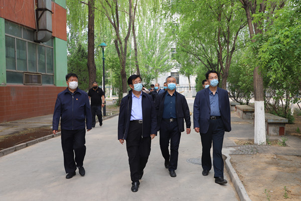 學院領導檢查調度疫情防控和開學復課準備工作