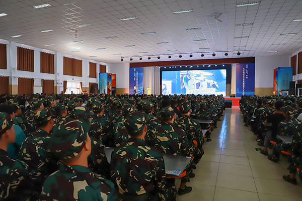 我院800余名新生正式入駐懷安分院