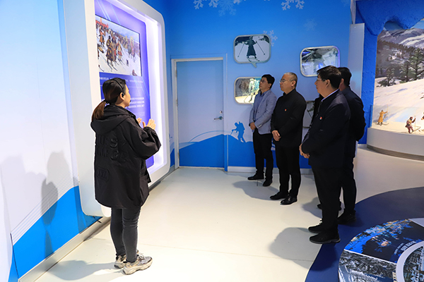 學院領導赴崇禮區考察調研