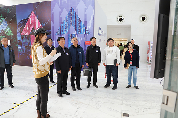 學(xué)院領(lǐng)導(dǎo)赴京東集團(tuán)參觀考察