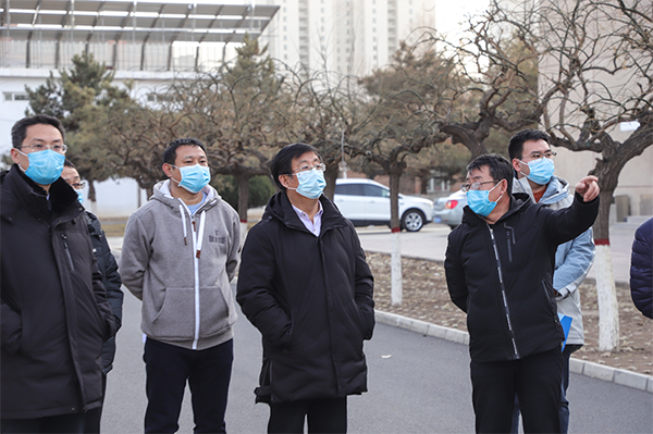 黨委書記馮印濤檢查督導校園疫情防控工作