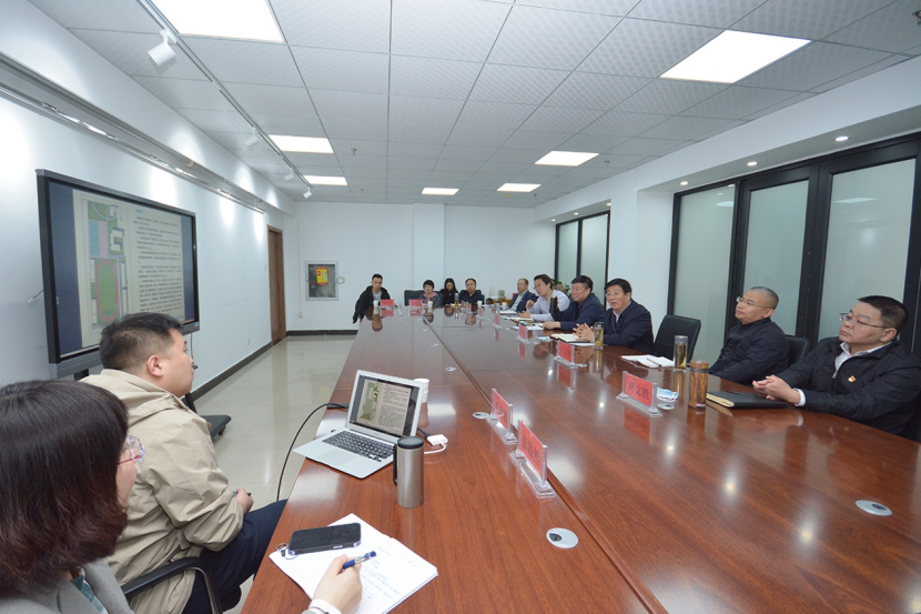 黨委書記馮印濤、院長王立軍聽取重點項目規劃設計方案匯報
