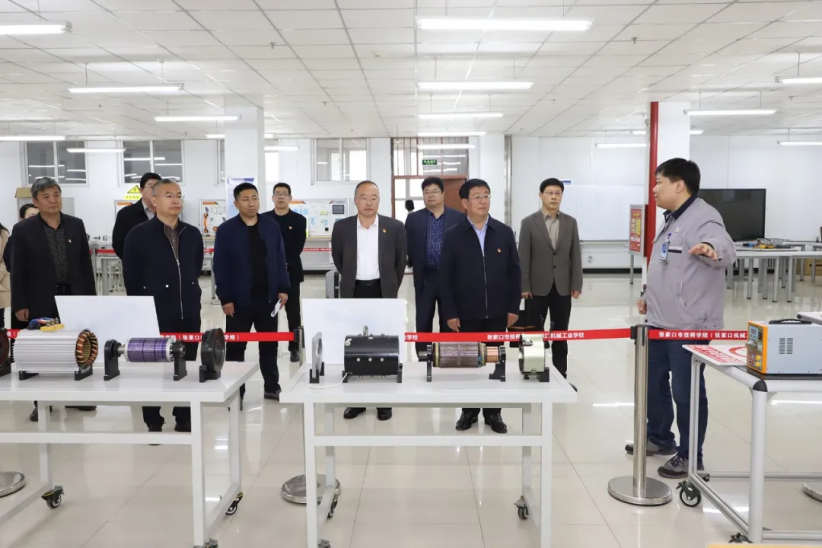 學院領導赴張家口技師學院交流考察