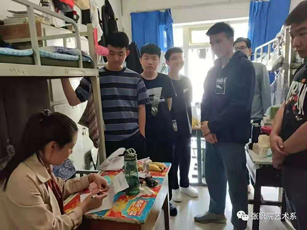 學院教學系部積極開展“我為師生辦實事”實踐活動