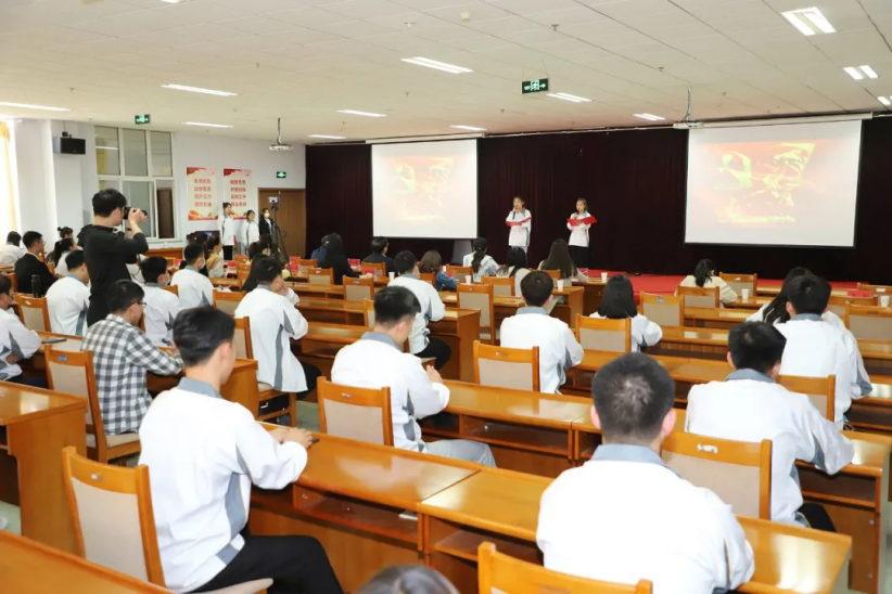 傳承中華經典 慶祝建黨百年 | 我院“學黨史 強信念 跟黨走”大學生朗誦風采展示預選賽圓滿落幕