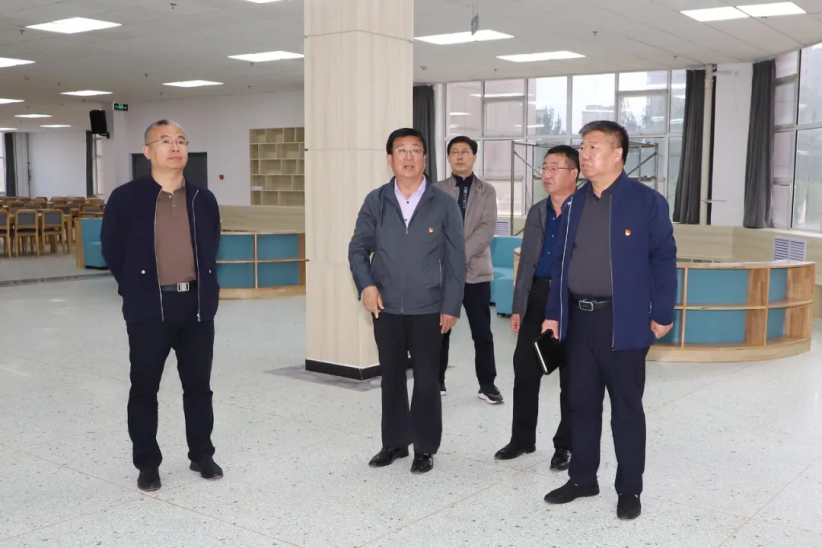 馮印濤要求加快推進重點項目建設，為學院長遠發展、良性發展打下堅實基礎