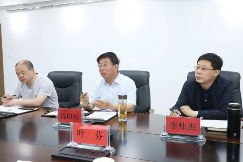 黨委書記馮印濤會見浙江麗水夢翔教育發展有限公司董事長葉芬一行