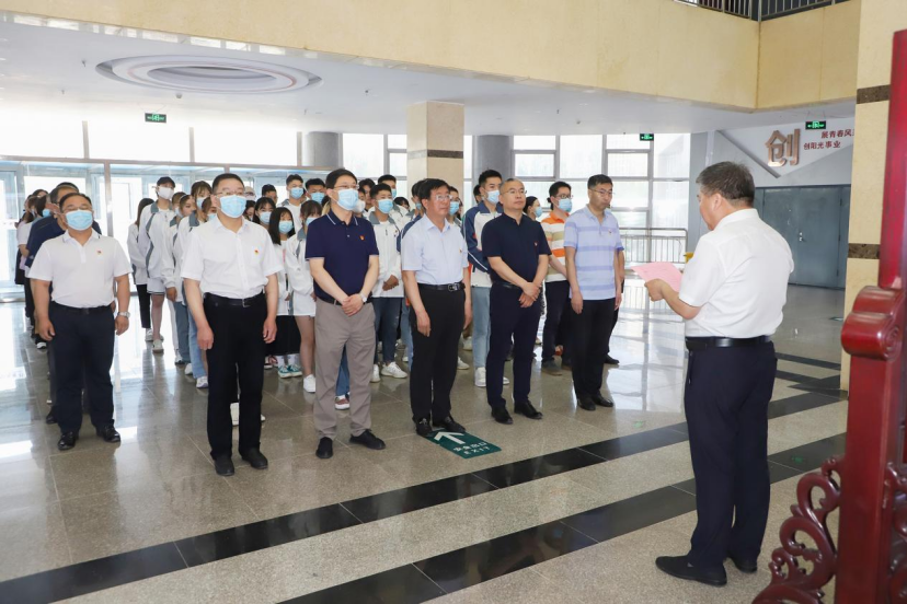 學(xué)院舉辦“百年紅色印記”展覽