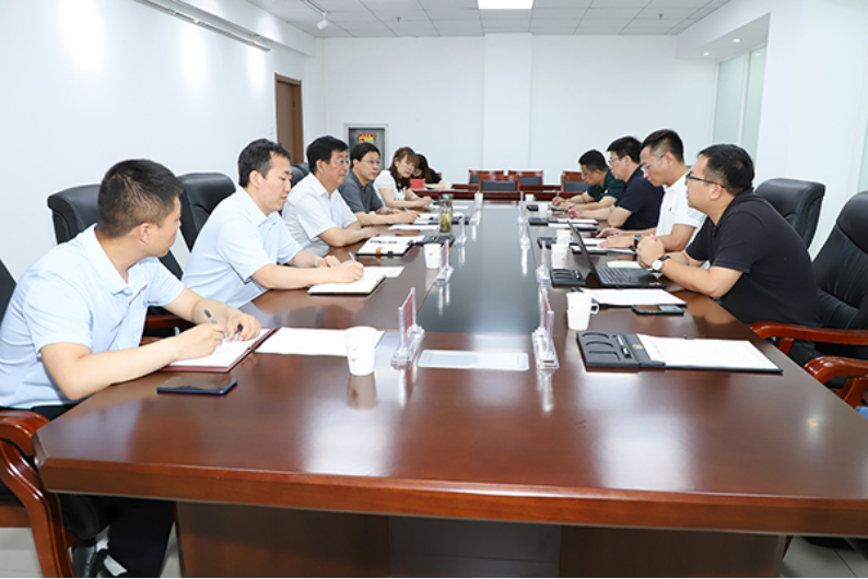 黨委書記馮印濤會見中國廣電河北網(wǎng)絡(luò)股份有限公司市場營銷部副總監(jiān)王哿、閆育斌