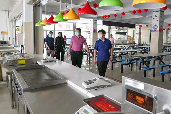 黨委書(shū)記馮印濤就深化中高職銜接合作赴張家口機(jī)械工業(yè)學(xué)校考察調(diào)研