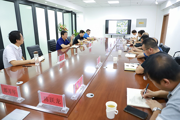 黨委書(shū)記馮印濤專(zhuān)題聽(tīng)取校園建設(shè)項(xiàng)目規(guī)劃匯報(bào)