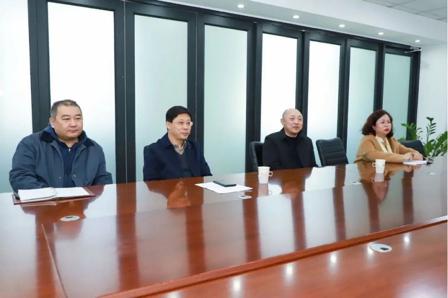 張家口新聞傳媒集團(tuán)相關(guān)負(fù)責(zé)人到訪我院