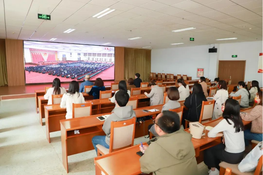 學院組織集中收看慶祝中國共產主義青年團成立100周年大會盛況