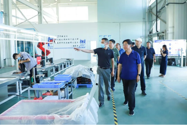 黨委書記馮印濤率隊赴下花園區考察調研