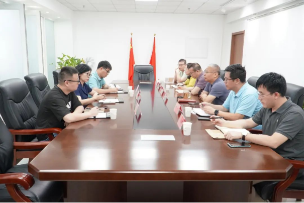 院長王立軍會見河北建材職業技術學院產學研合作處處長周美茹一行