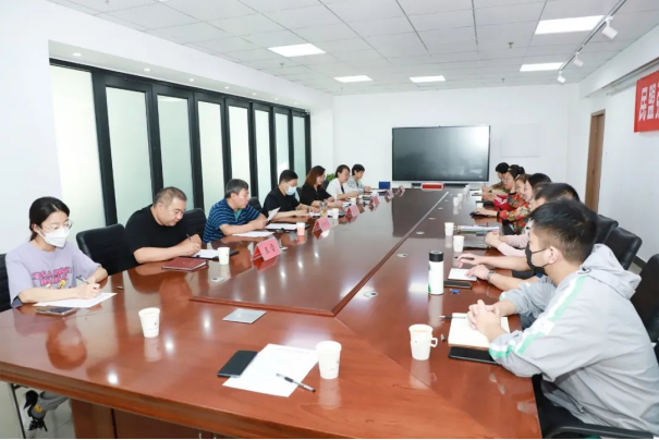 民盟張家口職業技術學院支部召開換屆會議