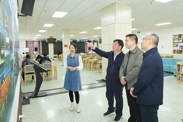 省教育廳工作組檢查指導我院新疆籍學生教育管理服務工作